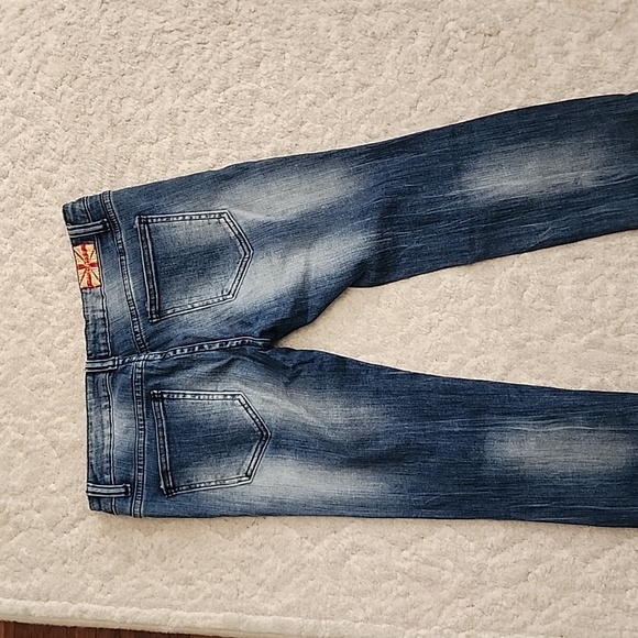 America Distressed Jeans - Picture 5 of 5